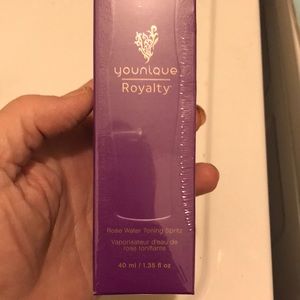 Younique rose water toning spritz. 40ml NWT